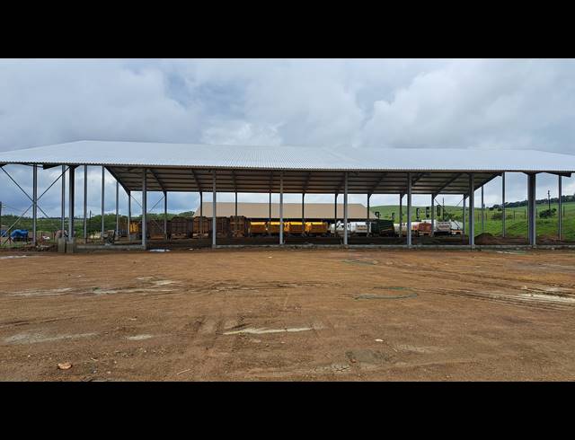 300M² WAREHOUSE TO LET IN HILLVIEW